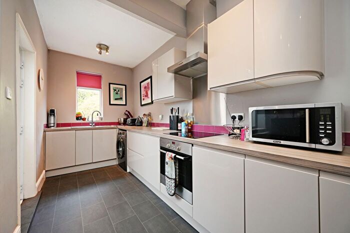 3 Bedroom Terraced House For Sale In Blair Athol Road, Sheffield, S11