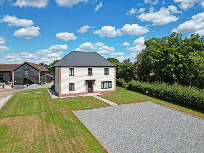 4 Bedroom Detached House To Rent In Folly Lane, Copdock, Ipswich, IP8