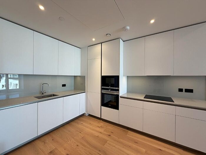 1 Bedroom Flat To Rent In Electric Boulevard, London, SW11