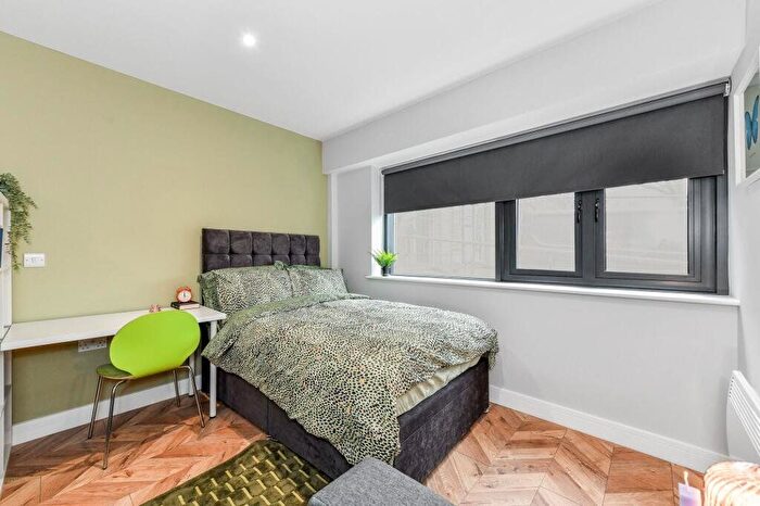 1 Bedroom Flat To Rent In Malin Hill, Nottingham, Nottinghamshire, NG1