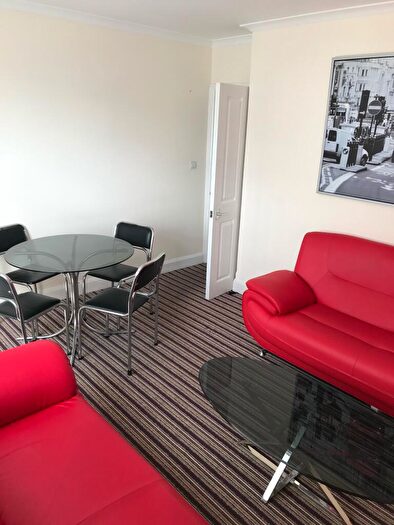 4 Bedroom House To Rent In Burgess Road, Bassett, Southampton, SO16