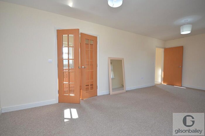 2 Bedroom Coach House To Rent In Kenneth McKee Plain, Norwich, Norfolk, NR2