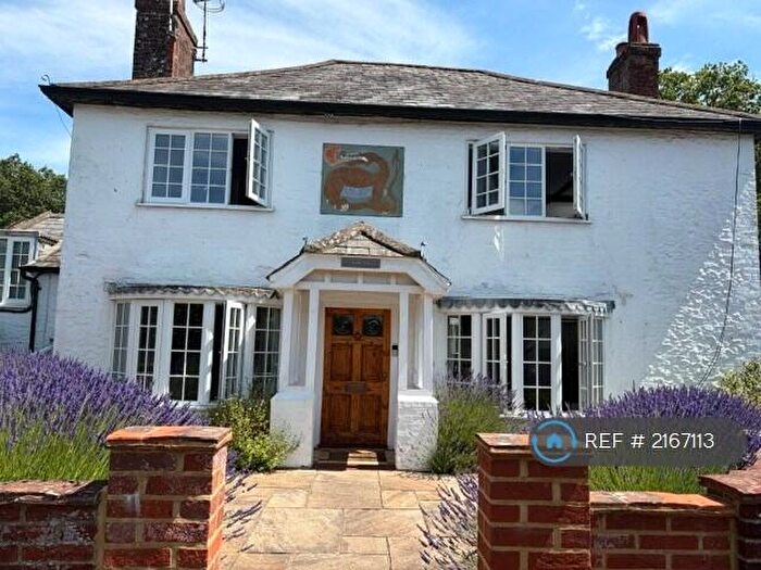 2 Bedroom Detached House To Rent In The Reeds Road, Farnham, GU10