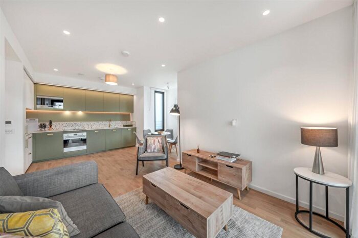 1 Bedroom Flat To Rent In Haverstock Hill, London, NW3