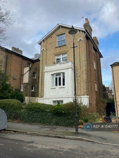 2 Bedroom Flat To Rent In Belvedere Road, London, SE19