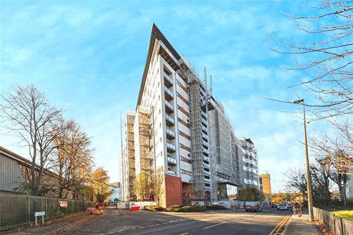 2 Bedroom Flat For Sale In Taylorson Street South, Salford, Greater Manchester, M5