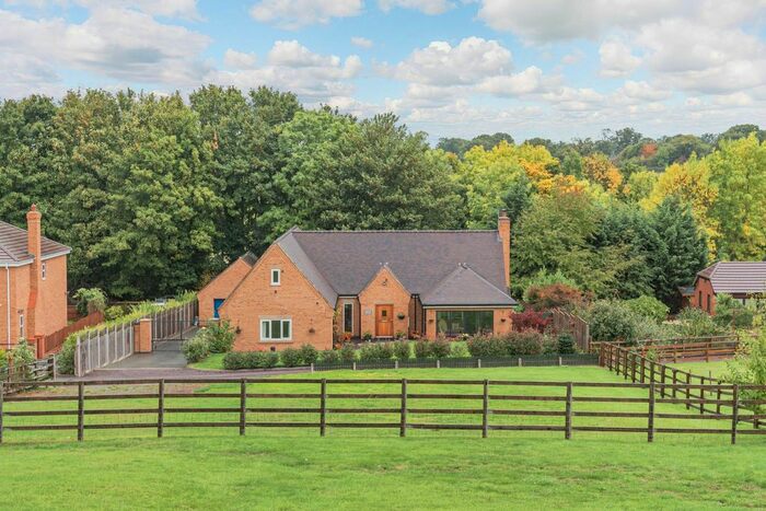 3 Bedroom Detached Bungalow For Sale In Orchard Lane, Hanwood, Shrewsbury, SY5