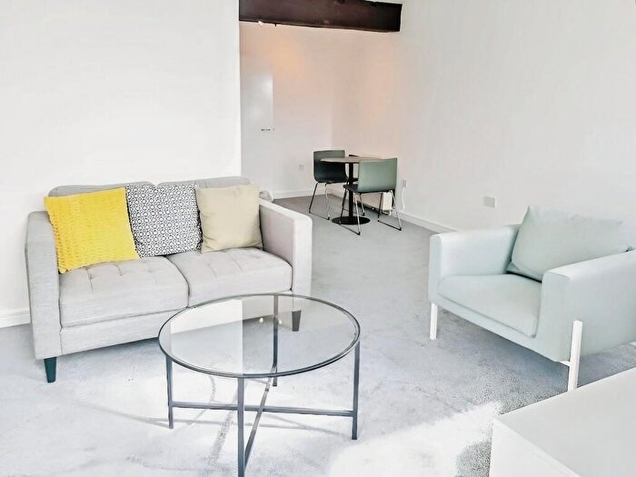 1 Bedroom Flat To Rent In The Calls, Leeds, West Yorkshire, LS2