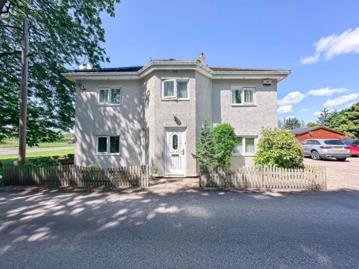 4 Bedroom Detached House For Sale In Chester High Road, Neston, CH64