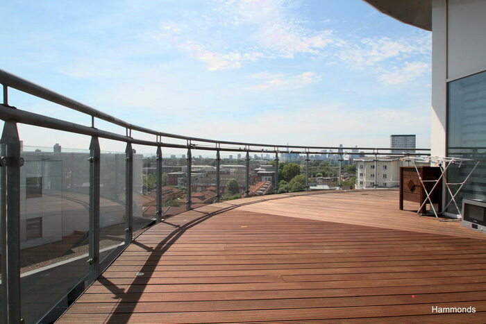 2 Bedroom Apartment To Rent In Pancras Way, London, E3