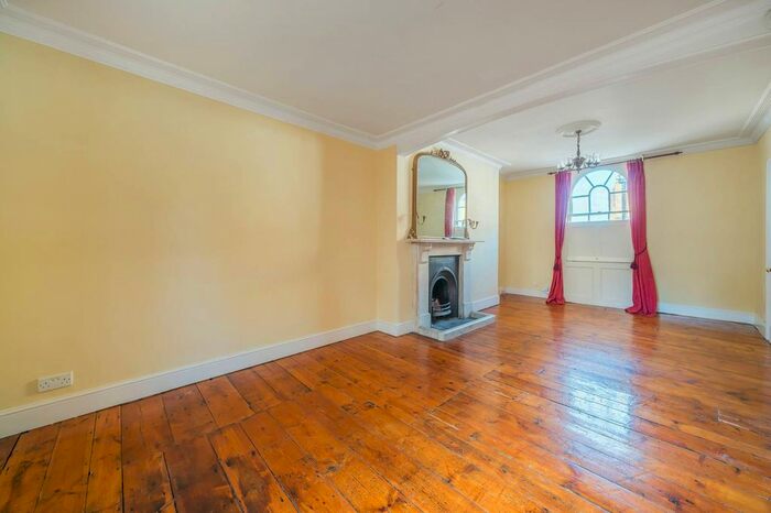 4 Bedroom Property To Rent In King George Street, Greenwich, London, SE10