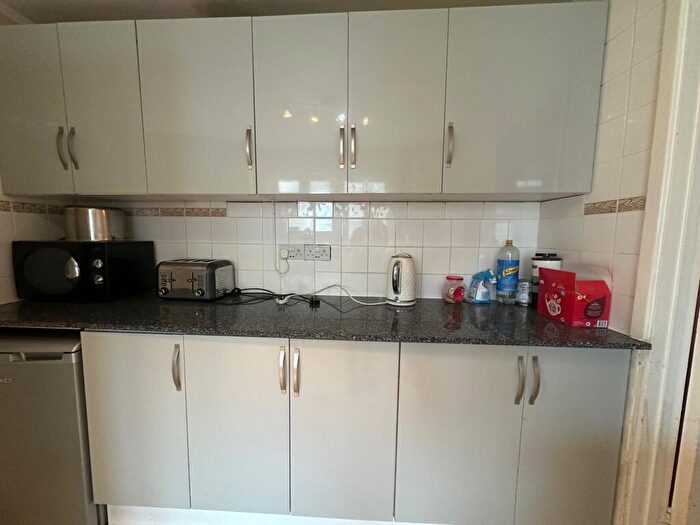 4 Bedroom Terraced House To Rent In Town Centre, MK40