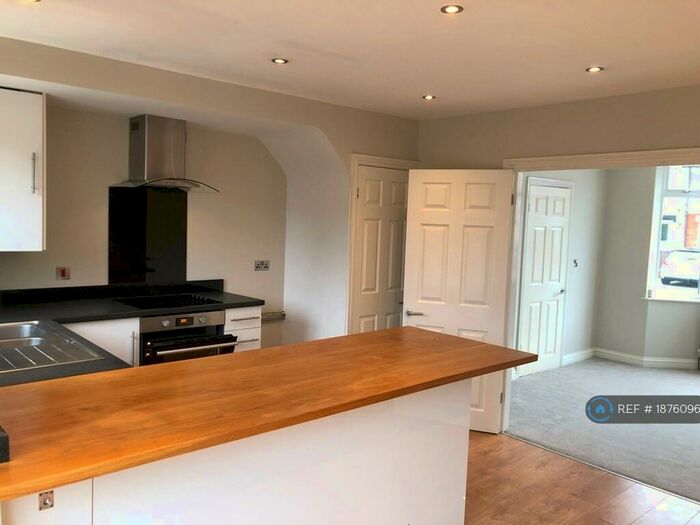 3 Bedroom Terraced House To Rent In Capmartin Road, Coventry, CV6