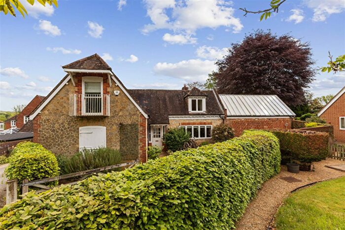 4 Bedroom Property For Sale In Red House Court, Rogate, Petersfield, GU31