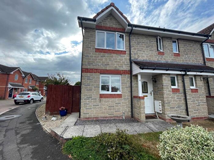 3 Bedroom House To Rent In Artemesia Avenue, Locking Castle, Weston-super-Mare, BS22