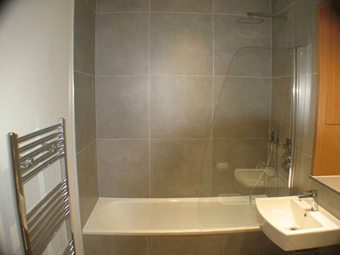 1 Bedroom Flat To Rent In Seventy Seven Development, Aldenham Road, Bushey, Hertfordshire, WD23