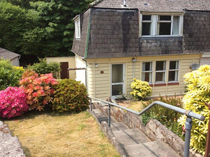 4 Bedroom Detached House To Rent In Greenwood Road, Penryn, TR10