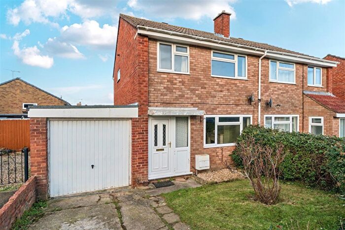 3 Bedroom Semi-Detached House For Sale In Herne Rise, Ilminster, Somerset, TA19