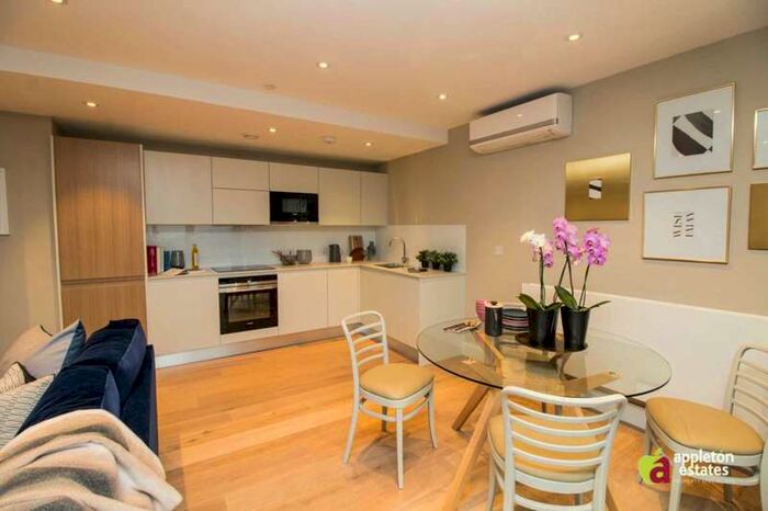 2 Bedroom Apartment To Rent In Wellesley Road, Croydon, CR9