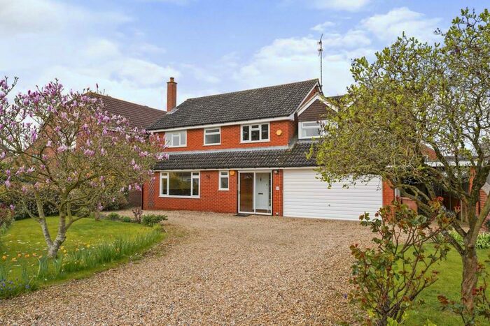 4 Bedroom Detached House To Rent In Colton Road, Shrivenham, SN6