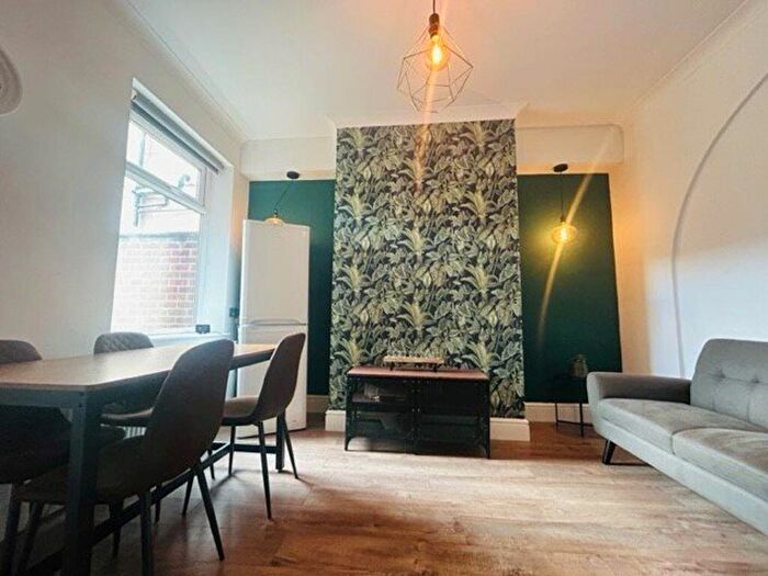 3 Bedroom House To Rent In Brough Street, DE22