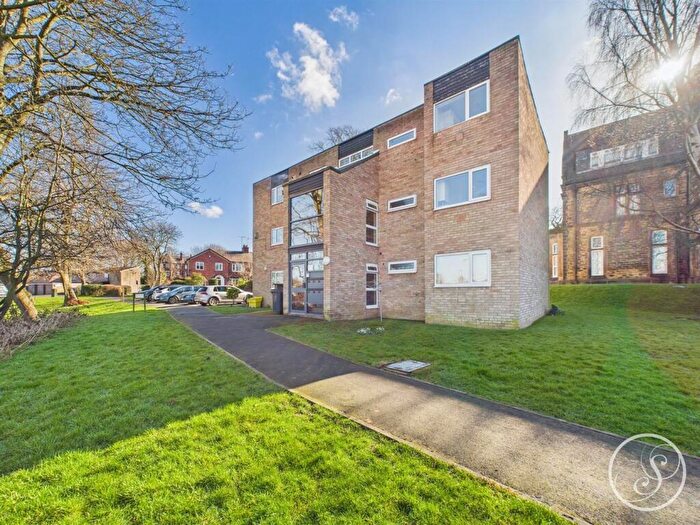 2 Bedroom Flat To Rent In Wood Close, Chapel Allerton, Leeds, LS7