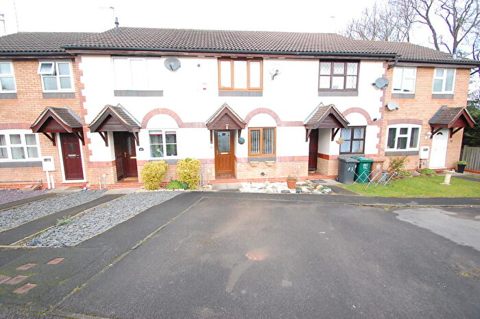 2 Bedroom House To Rent In Wyedale, Church Gresley, DE11