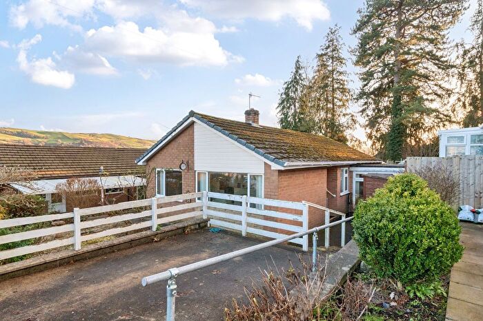 3 Bedroom Bungalow For Sale In Brynwood Drive, Newtown, Powys, SY16