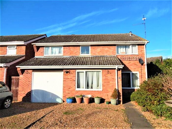 4 Bedroom Detached Villa To Rent In Abington Grove, Elm, Wisbech, PE14