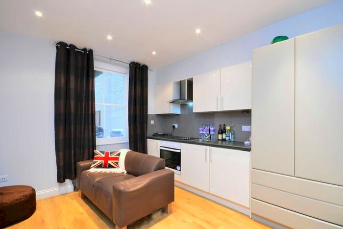 Studio To Rent In Collingham Place, South Kensington, London, SW5