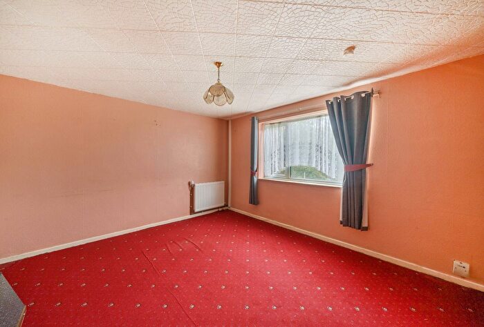 3 Bedroom Semi-detached House For Sale In Winterbotham Road, Cheltenham, Gloucestershire, GL51