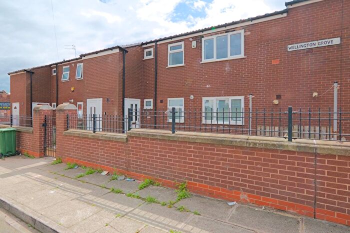 3 Bedroom Flat To Rent In Wellington Grove, Liverpool, L15