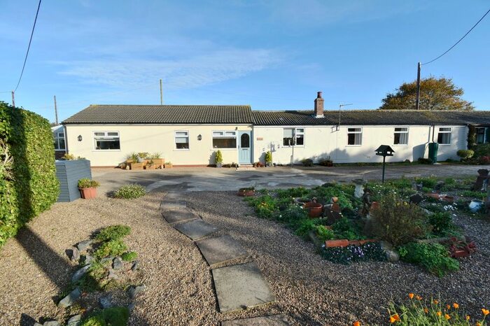3 Bedroom Semi-Detached Bungalow For Sale In Ark Road, North Somercotes, Louth LN11