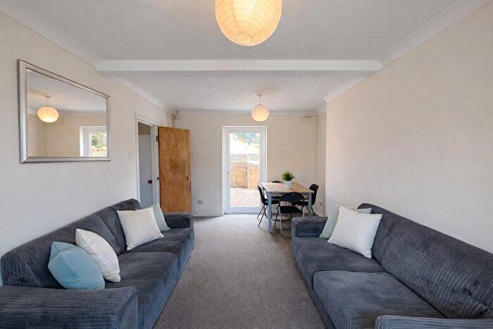 6 Bedroom Terraced House To Rent In The Avenue, Brighton, BN2