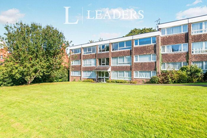 2 Bedroom Flat To Rent In Pinehurst Drive, B38