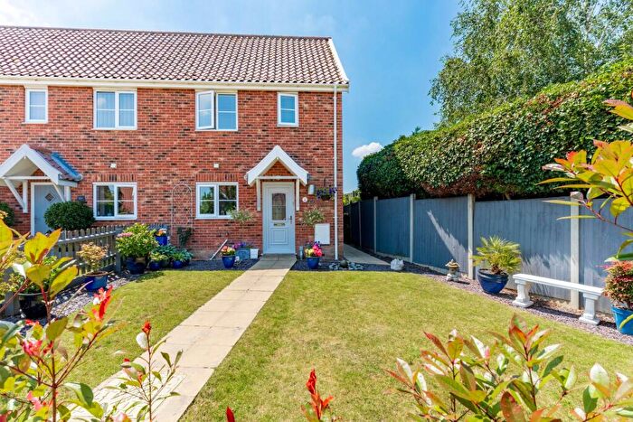 3 Bedroom End Of Terrace House For Sale In Chestnut Close, Swardeston, NR14