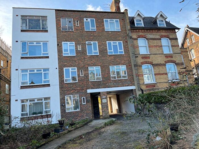 1 Bedroom Flat To Rent In Archway Road, London, N6