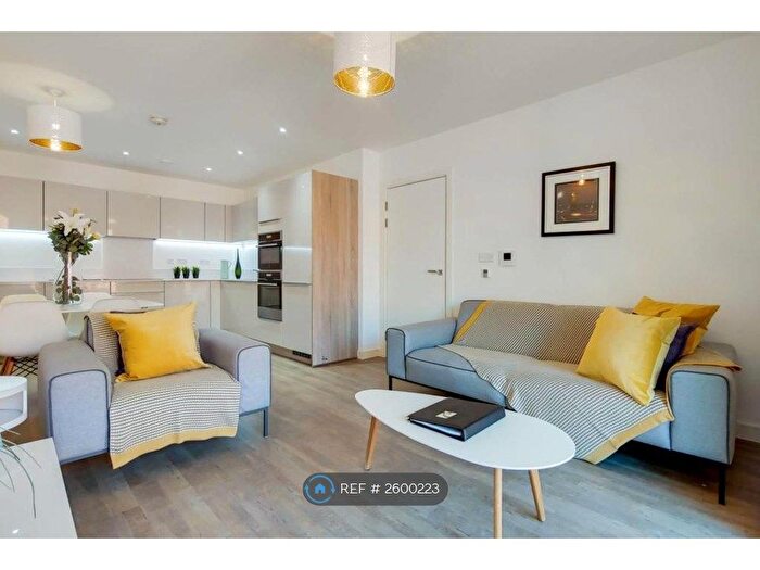 2 Bedroom Flat To Rent In Poldo House, London, SE10