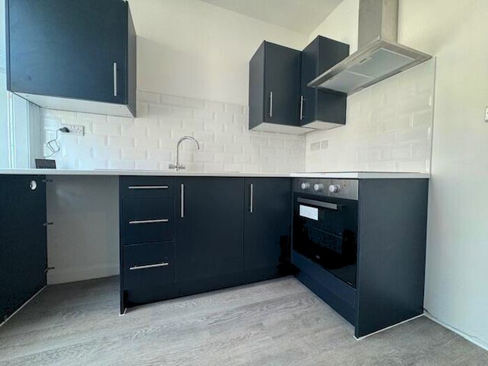 Houses to rent in WestonsuperMare, North Somerset