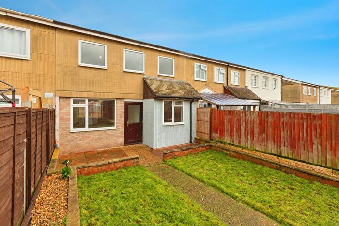 3 Bedroom Terraced House For Sale In Lay Avenue, Berinsfield, Wallingford, OX10