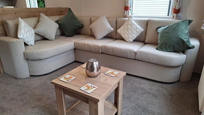 2 Bedroom Mobile/park Home For Sale In West Witton, Leyburn, DL8