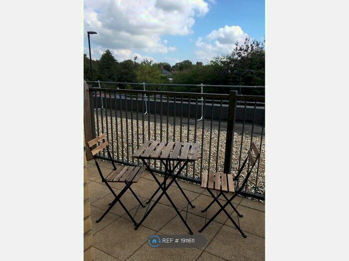 Studio To Rent In West Way Square, Oxford, OX2