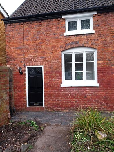 1 Bedroom Terraced House To Rent In Church Road, Stourbridge, West Midlands, DY8