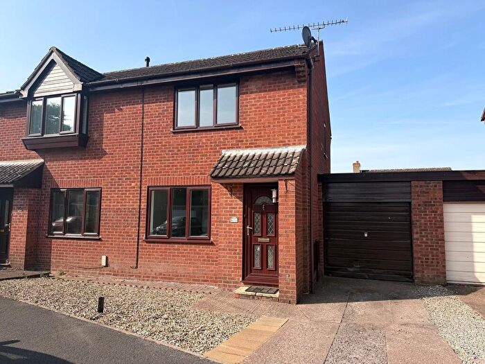 2 Bedroom Semi Detached House For Sale In Chestnut Drive, Willand, EX15