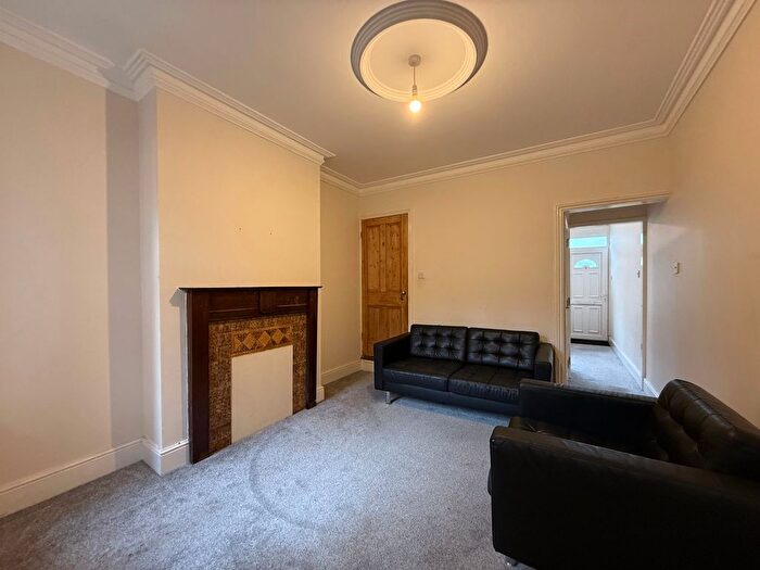 2 Bedroom Terraced House To Rent In Cranmer Street, Leicester, LE3