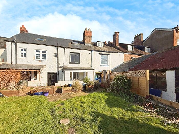 3 Bedroom Terraced House For Sale In St. Andrew Street, Tiverton, EX16
