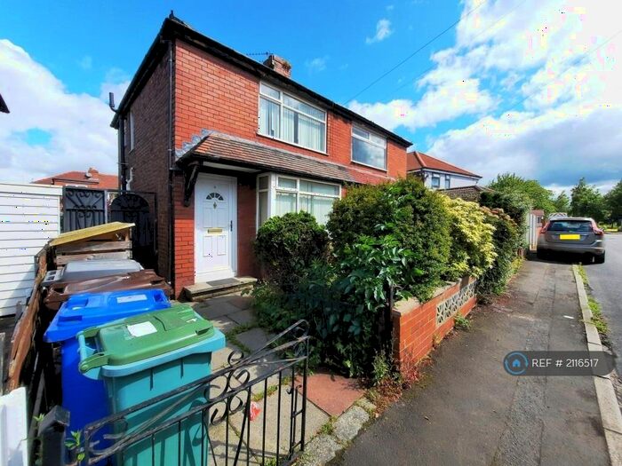 2 Bedroom Semi-Detached House To Rent In Windsor Drive, Audenshaw, Manchester, M34