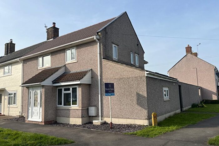 4 Bedroom End Of Terrace House For Sale In Westbourne Avenue, Clevedon, North Somerset, BS21