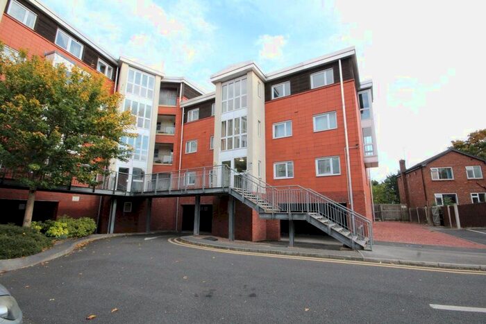 2 Bedroom Flat To Rent In The Waterfront, Selby, YO8