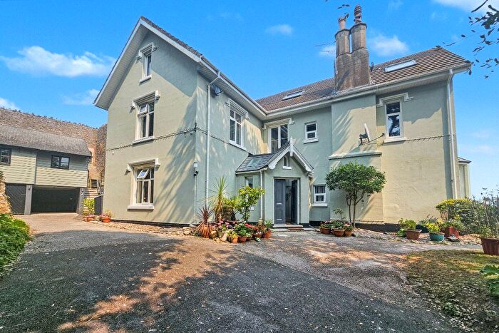 1 Bedroom Flat For Sale In Higher Manor Road, Brixham, Devon, TQ5